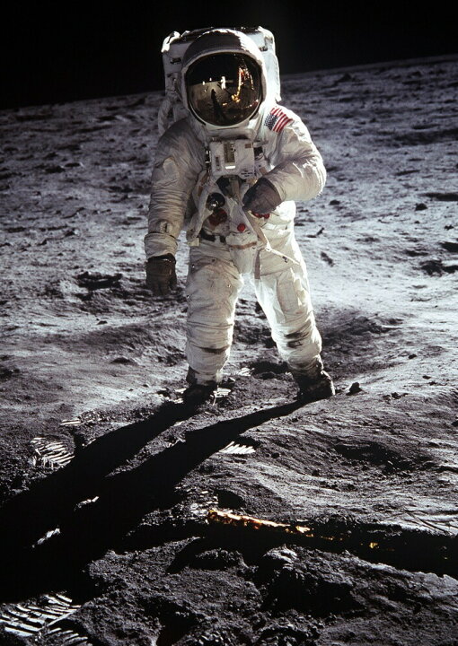 楽天市場 絵画風 壁紙ポスター はがせるシール式 月面着陸 アポロ11号 1969年 Nasa キャラクロ Nas 009a2 版 4mm 594mm 建築用壁紙 耐候性塗料 インテリア レアルインターショップ 楽天市場 絵画風 壁紙ポスター はがせるシール式 月面着陸 アポロ11号 1969年 Nasa キャラクロ Nas 009a2 版 4mm 594mm 建築用壁紙 耐候性塗料 インテリア レアルインターショップ