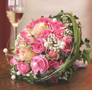 バラ 花束 アレンジの通販 価格比較 価格 Com