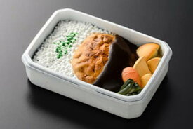 【ビーフハンバーグステーキ】TAMA-KYU ANA 国際線エコノミークラス機内食 フィギュアコレクション1