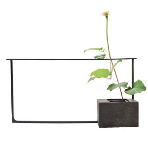 【アルアート 花器】【栃木県/ALART(アルアート)】NOIR 04(花器/フラワーベース/インテリア/和/生花/生け花/いけばな/アルミ製/花瓶/花材/贈り物/内祝い/国産/日本産/職人)