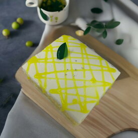 (8727)BOLO DE ABACAXI (CONGELADO) 冷凍パイナップルクリームケーキ　冷凍ケーキ 洋菓子 パイナップル味