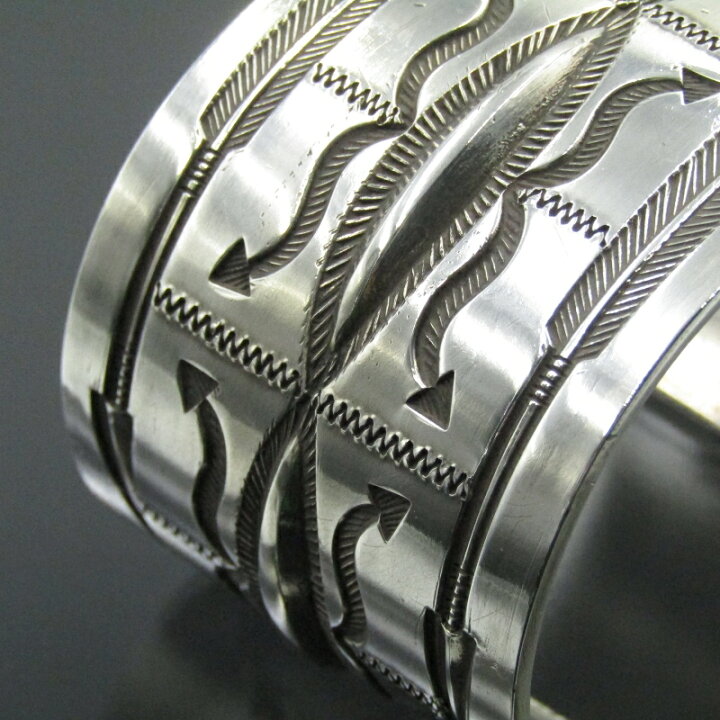 楽天市場】【中古】McKee Platero ナバホ族 バングル スタンプワーク  