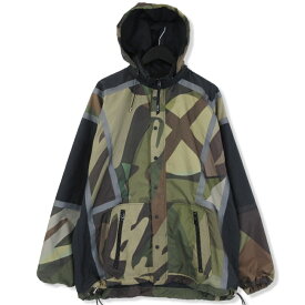 【中古】sacai × KAWS サカイ パッカブル ブルゾン 21-02563M 21AW カウズ コラボ ナイロンジャケット カモフラ 迷彩 MULTI 2 メンズ71009352