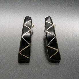 【中古】Navajo ナバホ族 ピアス ジェット インレイ メンズ レディース セット インディアンジュエリー シルバー 28013348
