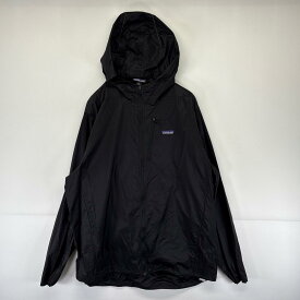 古着 パタゴニア patagonia ナイロンジャケット パーカー ワンポイントロゴ ライトウェア 大きいサイズ アウトドア ブラック メンズ 【中古】