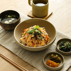 {EEh HASAMI PORCELAIN 18.5cm^Cv i` g nT~|[Z H yMt_ Ή