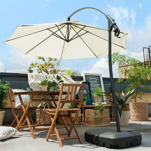ガーデンパラソルの中でも、おしゃれなカフェ風がいい！庭用の日よけでおすすめはどれですか？
