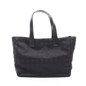 シャネル(CHANEL) ニュートラベルライン(New Travel Line) 中古 バッグ 