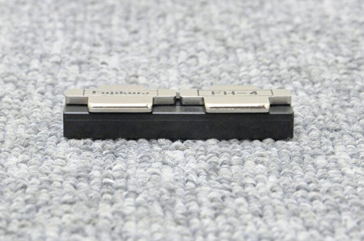 楽天市場】Fujikura/フジクラ ファイバホルダ FH-4□〜0.4mm 4心線用 
