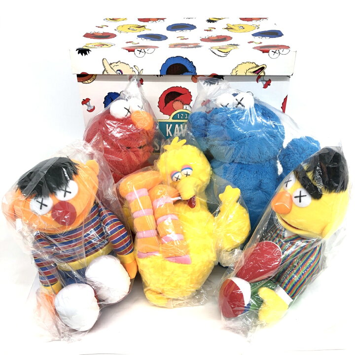 楽天市場】UNIQLO KAWS カウズ×セサミストリート コンプリートボックス  