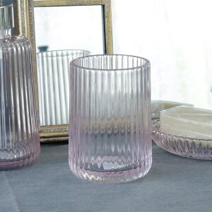 ^u[ KX  sN }`hG Pn y uVX^hGKg NVbN Mathilde M