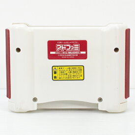【中古品】ゲームテック アドファミ / FC用ゲームカセットアダプター / 対応機種：SP用・アドバンス用 / 動作OK / 箱・取説なし / 電池ボックスにイタミ / サイドにややベタつき