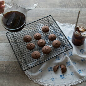 CINQ サンク イギリスのケーキクーラー (製菓道具 調理 お菓子作り クッキー マフィン マドレーヌ 角 脚付き) [ 父の日 ]