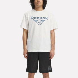 【リーボック公式】バスケットボール ブランド グラフィック Tシャツ / BB BRAND GRAPHIC TEE （チョーク）