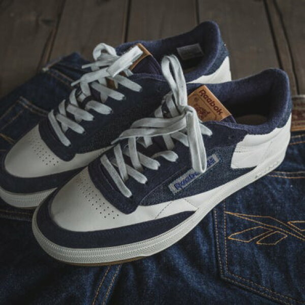 【リーボック公式】クラブシー 85 ヴィンテージ TCB jeans / CLUB C 85 VINTAGE TCB jeans（ネイビー）255 (25.5cm)