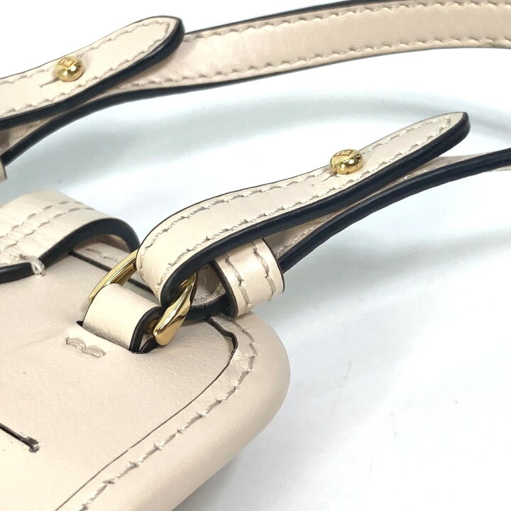 楽天市場】FENDI フェンディ 7AS131 スマホケース ズッカ ロゴ フォン 