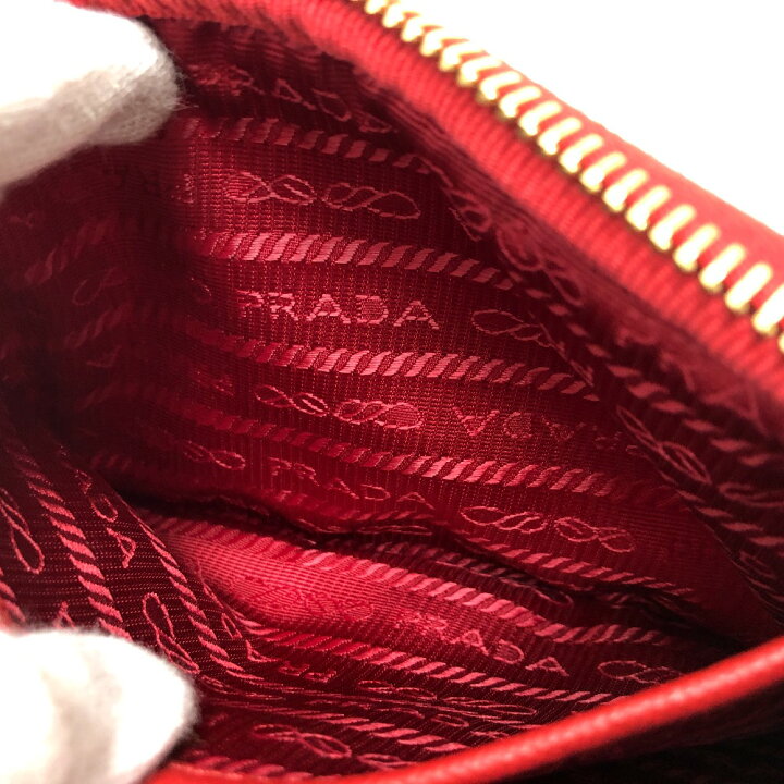 楽天市場】PRADA プラダ トライアングルロゴ 三角ロゴ プレート 斜め 
