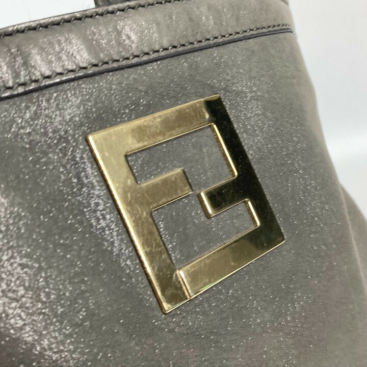 FENDI フェンディ レザートートバッグ FF チェーン グレー