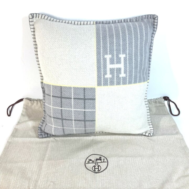 楽天市場】HERMES エルメス クッション 《アヴァロン・カブリオル 