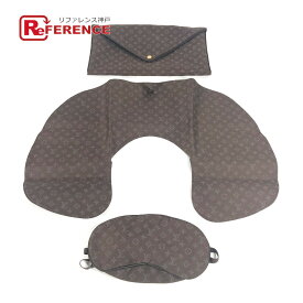 LOUIS VUITTON ルイヴィトン M99204 2005年VIP限定 トラベルセット ヴォヤージュキット アイマスク&ネックピロー＆ポーチ 3点セット 旅行 トラベルケース ナイロン ユニセックス ブラウン 【中古】