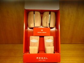 リーガルTY51【REGAL】　レッドシダーシューツリー　（バネ式）　-紳士靴用