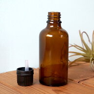 遮光瓶、キャップ、ドロッパーのセット。遮光瓶（ドロッパーセット）茶色 50ml（精油 フレグランスオイル…