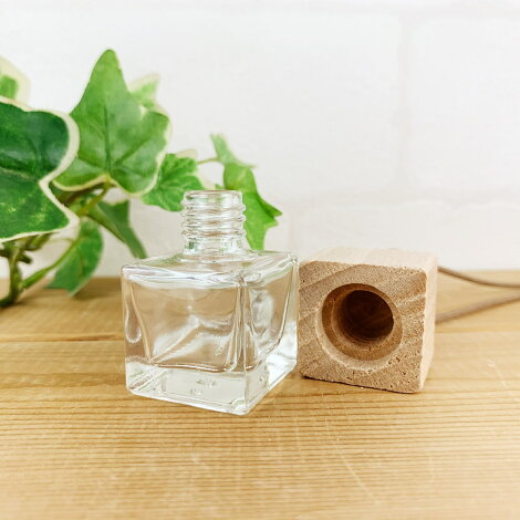 楽天市場 車用 電気を使わない 天然木のカーディフューザー オイルは別売りです Aroma Car Diffuser フレグランスオイル 精油ともに使えます アロマクラフトショップ Lovehouse 楽天市場 車用 電気を使わない 天然木のカーディフューザー オイルは別売りです Aroma Car Diffuser フレグランスオイル 精油ともに使えます アロマクラフトショップ Lovehouse
