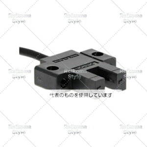 �I������ ���d�Z���T ���o�͈� 5 mm EE-SX670P-WR 1M �����F1��