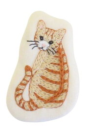 ●取寄品●ブローチ　見返りニャンコ／オリムパスキット かわいいネコたちをモチーフにした手づくりキット フランスししゅう