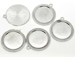 ~[M5t[p[cAeB[NfUC̃ANZT[p[ciVo[J[jZbeBO^t[AN݃lbNXu[``[x[X44mm×39mm