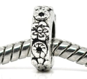 ビーズ メタルビーズ(3個入)お花の模様(アンティークシルバーカラー)メタルパーツ業務パックハンドメイドパーツ10mm×10mm