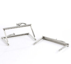 i2y܌ziVo[J[jK}O`p[c^nhChobOz|[`pp[cʎ(2)^10.5cm×7.4cm