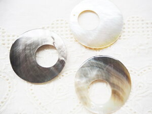 ݌ɏ܂܂ǉIVFp[c 2 iT[N`jLkōꂽI[nhCh̃VFJ{V |ANZT[̃`[tp[cɁ^38mm