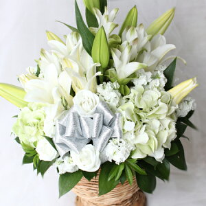 【13時〆 最短翌日配送】大輪の白ユリの洋風お供え生花アレンジメント お供え 新盆 お悔やみ 花 百合 贈り物 法事 お供え花 故人 フラワーアレンジメント 命日 一周忌 三回忌 花 初七日 四十
