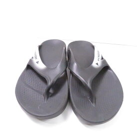 and wander アンドワンダー OOFOS original × and wander recovery sandal サンダル EU38(23.5～24cm） ビーチ シャワー レディース AM5097C 【中古】