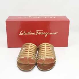 美品 Salvatore Ferragamo フェラガモ フラットサンダル 6C 23.5 レディース AO1588 【中古】