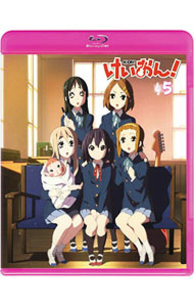 【中古】【Ｂｌｕ－ｒａｙ】けいおん！　５　初回生産限定版　コード譜・きせかえ軽音部・ステッカー・ピック・プロフィールカード付 / 山田尚子【監督】