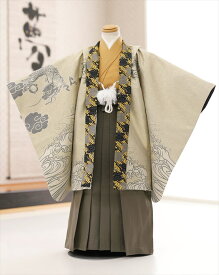 七五三 5歳 男の子 着物レンタル d5569 袴レンタル 753レンタル 七五三フルセット 貸衣装 卒園式 子供着物 羽織袴 結婚式 5才 七草祝い 初詣 かっこいい おしゃれ 人気 モダン レトロ 2023 ブランド「おりびと」 アンティークゴールドに吉祥雲龍【レンタル】