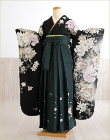 卒業式 女性 レディース 袴レンタル fboh1063 黒 着物レンタル 振袖袴 卒業袴 卒業はかま 袴セット 【フルセット】 袴 女 大学 短大 専門学校 高校 文化祭 大きめ小学生 2月 3月 4月 春 「琴音」ブランド黒地に煌きの彩華×緑袴 【レンタル】
