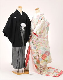 色打掛レンタル iu031 結婚式 花嫁 紋付セット 打掛レンタル フルセット 新婦 神前式 神社 仏式 フォトウェディング 色打ち掛け お色直し 披露宴 食事会 花嫁着物 貸衣装 前撮り 人気 kimono 高級プレミアム 2024「紅白ピンク吉祥慶びの刺繍麗華」【レンタル】