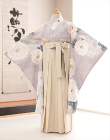 【レンタル】袴レンタル 小学生 女の子 小学校卒業式 h0945 選べる袴サイズ フルセット ジュニア 着物レンタル 卒業式 卒業袴 12歳 13歳 6年生 小学生 女子 人気 レトロ モダン かわいい 発表会 イベント フォトブックプレゼント くすみ紫にモダン慶び吉祥花