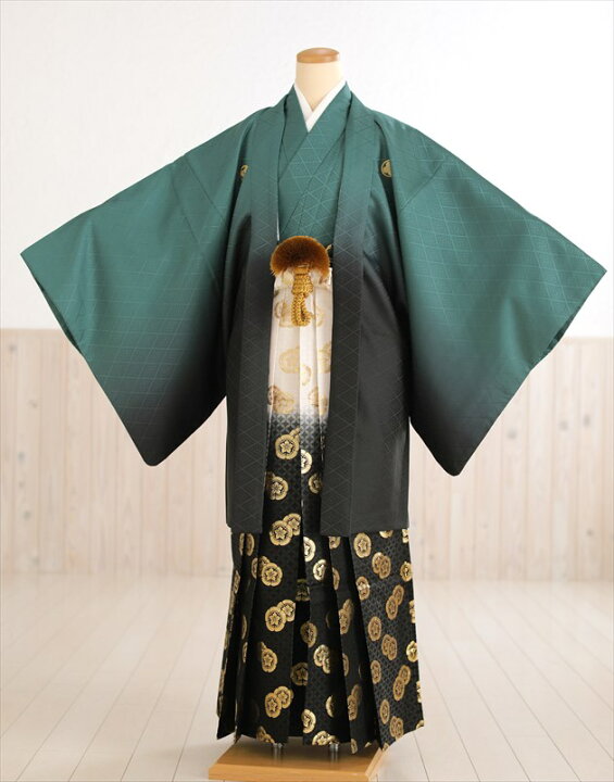 楽天市場 成人式 袴レンタル 男 Mo085s 紋付袴フルセット 男性着物レンタル 羽織袴 成人式レンタル メンズ 人気 かっこいい レトロ モダン クール 二十歳 正月 イベント 貸衣装 和服 Kimono 23 高級 緑ぼかし慶び黒金亀甲袴 Fy16ren07 レンタル 貸衣裳 ぽえむ