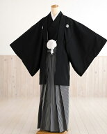 紋付袴レンタル　定番の黒紋付　mo104【紋付きフルセット】【羽織袴レンタル】袴/男性着物レンタル/結婚…