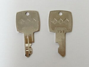 �X���[�i�C���i999�j�����L�[�@�u101�v�ԁ@�@�i�̔���1�{����ƂȂ�܂��j����999 SMN �X���[�i�C���V�}�m�������L�[�@�J�M�@����999 SMN �X���[�i�C���V�}�m����