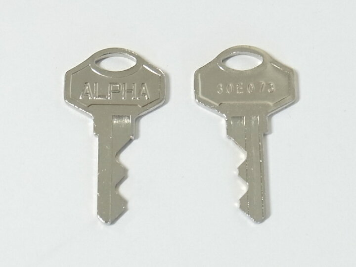 超目玉 ALPHA アルファ 1000番南京錠 40ミリ同一タイプ用純正子鍵のみ 30E073 番 販売は1本売りとなります 1000 純正キー カギ 鍵 南京錠 ALPHA アルファ 同一キー 30E073 スペアキー 1本