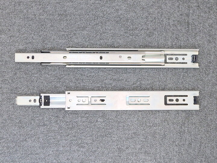 楽天市場 Hafele スライドレール 3段引きfl28 250mm亜鉛メッキ処理 1セット 2本 単位での販売です ハーフェレ ボールベアリングレール リプレ カギとドア廻り金物専門店