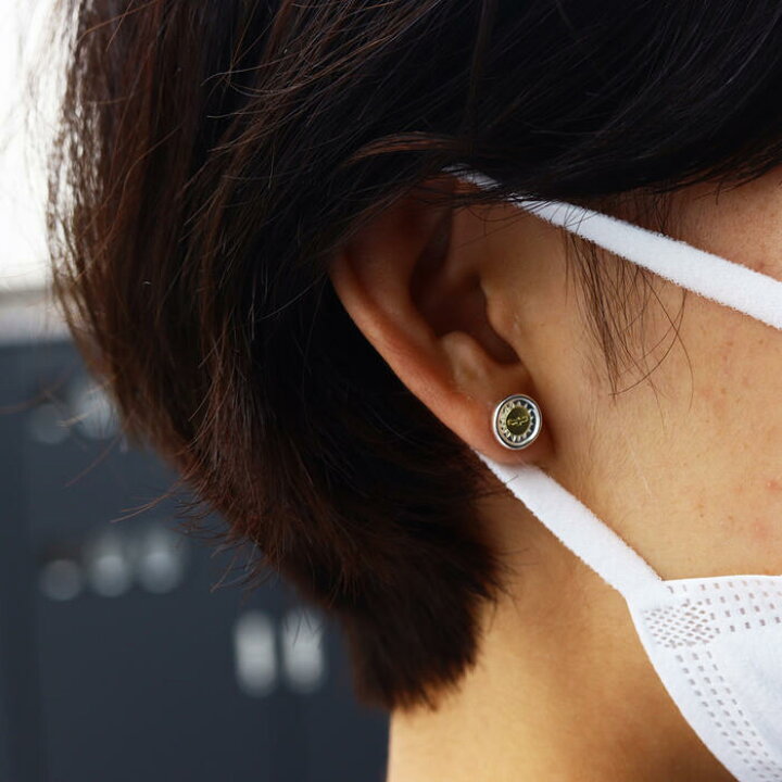 楽天市場 Tady King タディアンドキング Goro S ゴローズ魂継承 太陽彫りk18イーグルメタル付きピアス Tke 012k18 ピアス メンズ レディース ブランドピアス イヤリング シルバー ピアス インディアンジュエリー シルバーアクセサリーレジスト原宿 シルバー