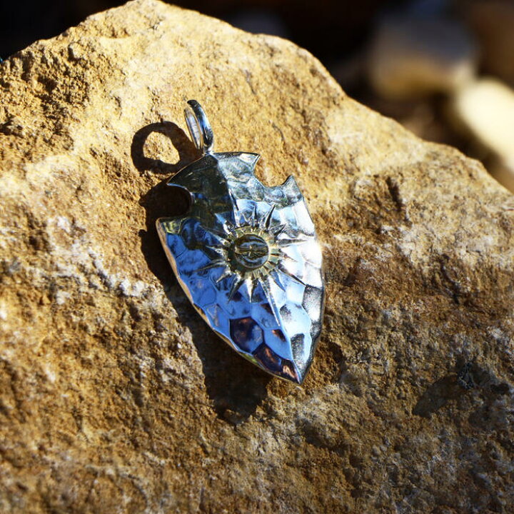 楽天市場】K18イーグルメタル付き矢尻 大サイズ tady&king シルバー925  