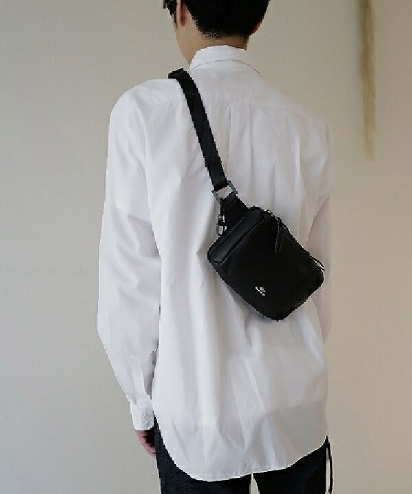 楽天市場】【waku(ワク)】『KURO Series』 ミニスクエアボディBAG 