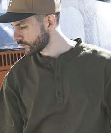 【MROLIVE(ミスターオリーブ)】12-1 EMERALD COTTON -ROUND BODY HENLEY NECK T-SHIRT Tシャツ(M242106)
